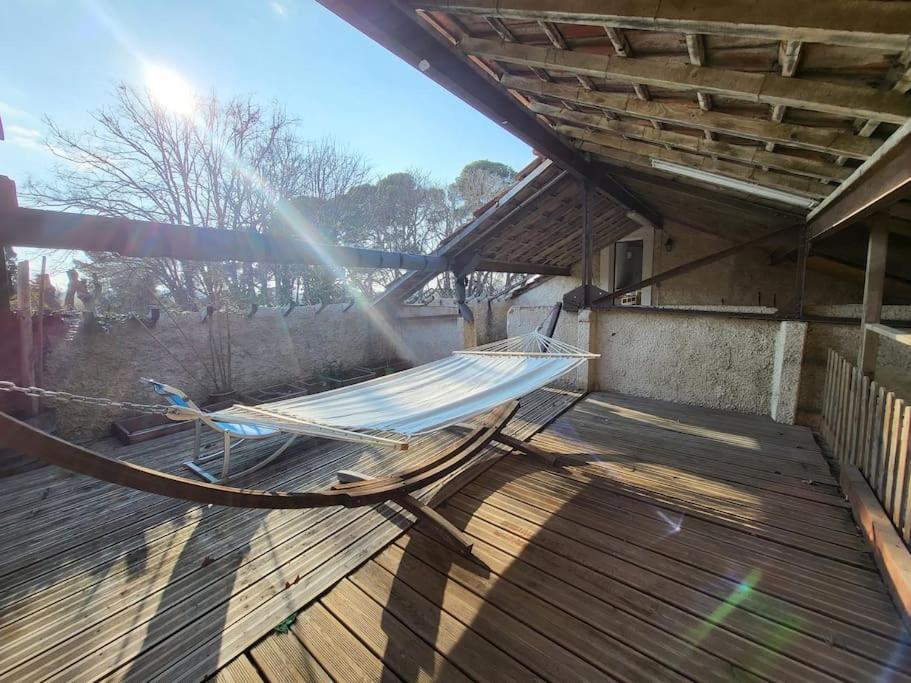 Maison 3 Chambres Avec Piscine Couverte Lespignan Buitenkant foto